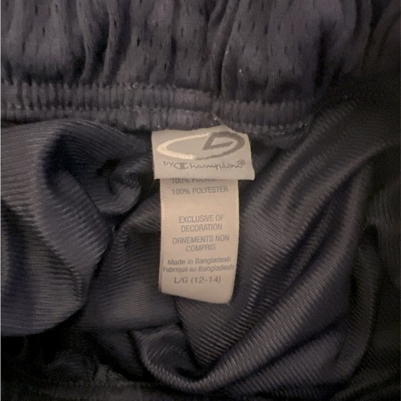Boys‎ Champion Shorts | Large 12/14 - Picture 2 of 2